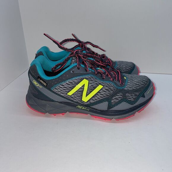 New Balance 910 V2 Women's Size 5 Trail‎ Grey Running Shoes Gore-Tex WT910GX2 - Picture 2 of 7